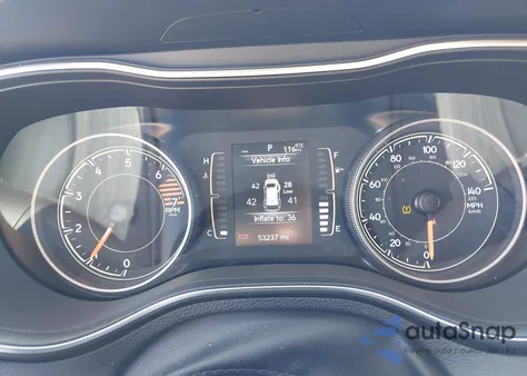 2020 Jeep Cherokee Latitude Plus 4X4 z USA, uszkodzony, nr VIN 1C4PJMLB7LD533637